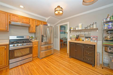 7 Rosa Rd, Schenectady, NY 12308 photo 11