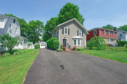 7 Rosa Rd, Schenectady, NY 12308 photo 2