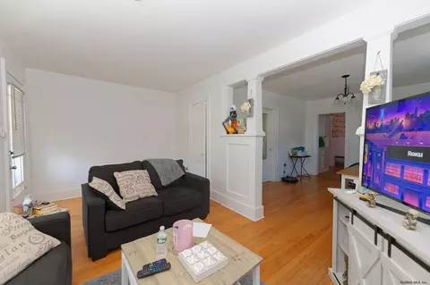 134 Sixth St, Schenectady, NY 12302 photo 11