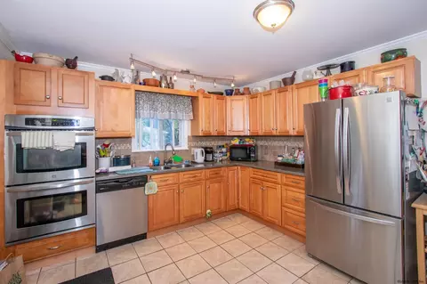 3353 Ralph St, Schenectady, NY 12304 photo 10