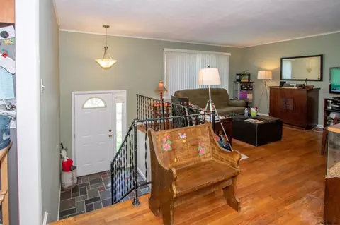 3353 Ralph St, Schenectady, NY 12304 photo 3