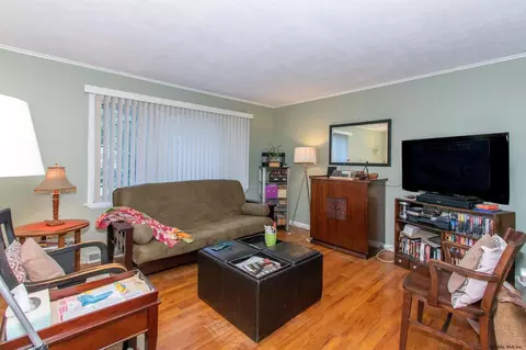 3353 Ralph St, Schenectady, NY 12304 photo 5