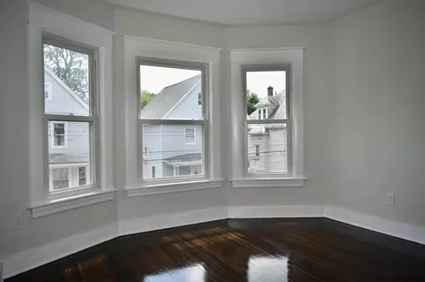 39 Spruce St, Schenectady, NY 12304 photo 20