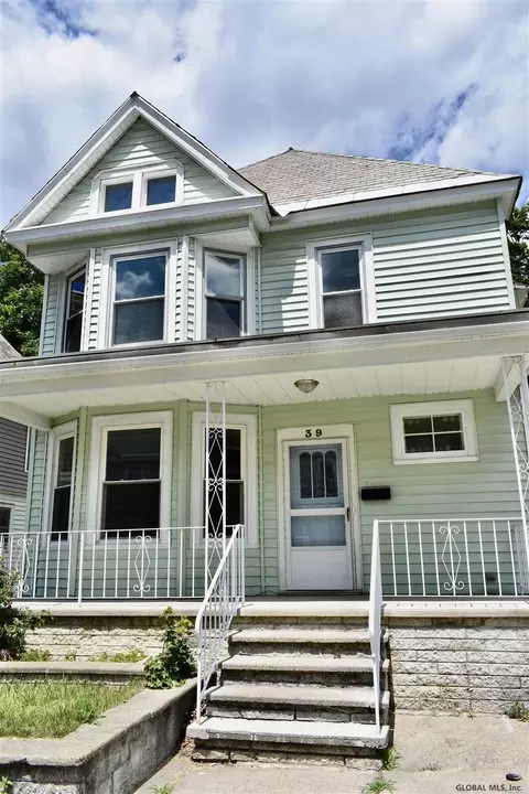 39 Spruce St, Schenectady, NY 12304 photo 2