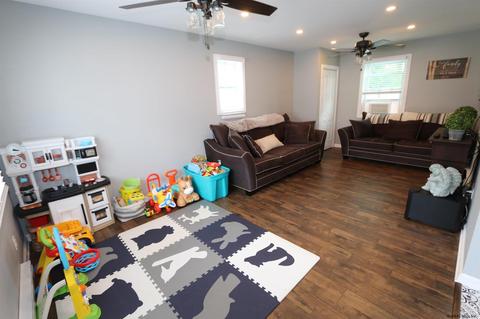 1049 Argo Blvd, Schenectady, NY 12303 photo 3