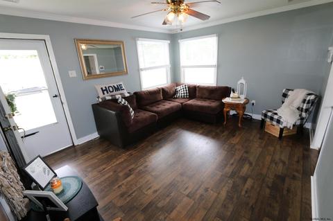 1049 Argo Blvd, Schenectady, NY 12303 photo 8