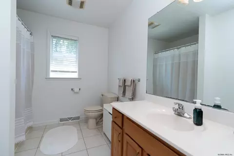 128 Hasgate Dr, Delmar, NY 12054 photo 35