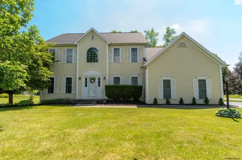 128 Hasgate Dr, Delmar, NY 12054 photo 1