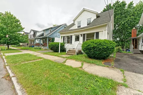 1071 Keyes Ave, Schenectady, NY 12309 photo 4