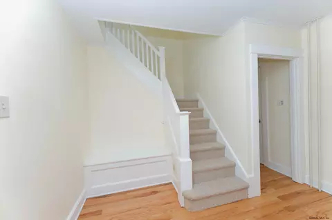 1071 Keyes Ave, Schenectady, NY 12309 photo 12