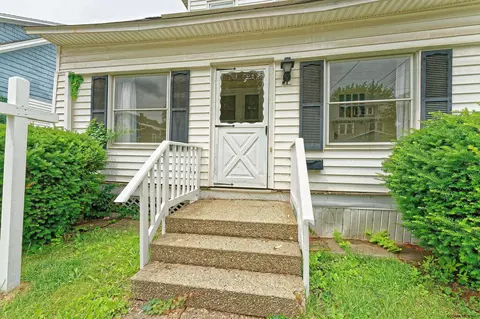 1071 Keyes Ave, Schenectady, NY 12309 photo 5