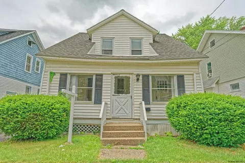 1071 Keyes Ave, Schenectady, NY 12309 photo 1
