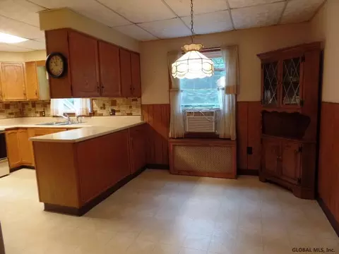 12 Keator Dr, Schenectady, NY 12306 photo 11