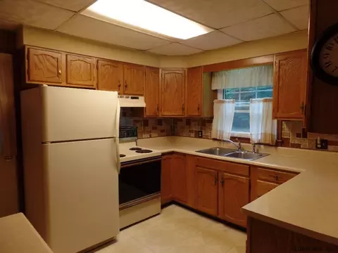 12 Keator Dr, Schenectady, NY 12306 photo 9