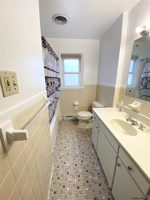 46 Ormond St, Albany, NY 12203 photo 13