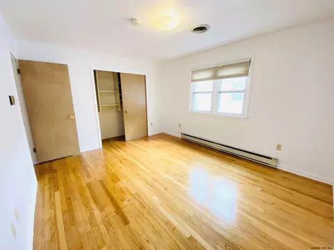 46 Ormond St, Albany, NY 12203 photo 8
