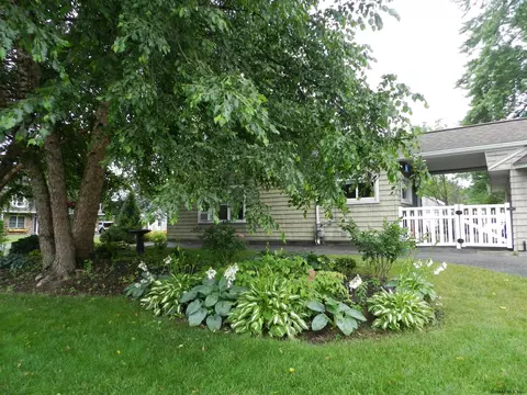 1078 Roberta Rd, Schenectady, NY 12303 photo 35