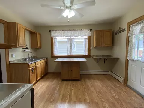 24 Tower Ave, Schenectady, NY 12304 photo 19