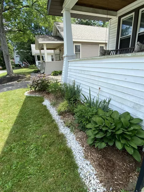 24 Tower Ave, Schenectady, NY 12304 photo 4