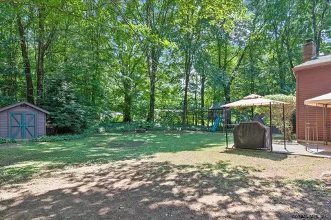 8 Castleberry Dr, Gansevoort, NY 12831 photo 37