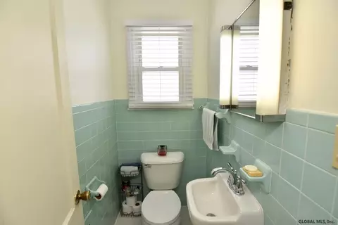 812 Wright Ave, Schenectady, NY 12309 photo 11