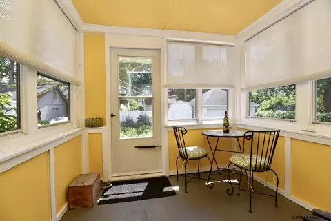812 Wright Ave, Schenectady, NY 12309 photo 12