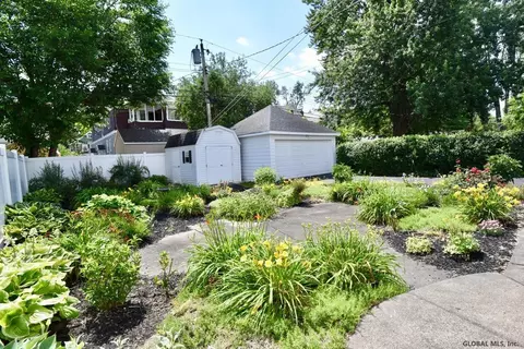 812 Wright Ave, Schenectady, NY 12309 photo 20