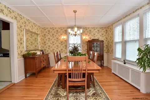 812 Wright Ave, Schenectady, NY 12309 photo 7