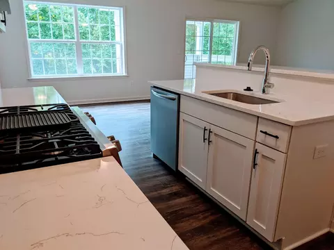 703 Grayson Pl, Schenectady, NY 12302 photo 6