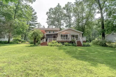 106 Mohawk Dr, Schenectady, NY 12303 photo 78