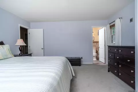 106 Mohawk Dr, Schenectady, NY 12303 photo 57