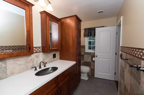 106 Mohawk Dr, Schenectady, NY 12303 photo 59