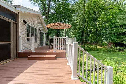 106 Mohawk Dr, Schenectady, NY 12303 photo 72