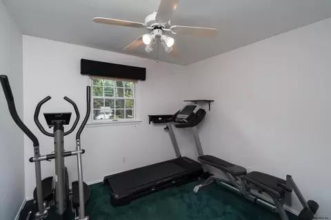 106 Mohawk Dr, Schenectady, NY 12303 photo 48