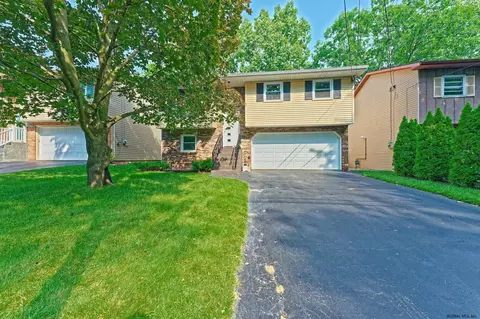 263 Ray Ave, Schenectady, NY 12304 photo 2