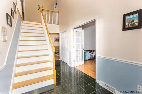 5 Brookhaven Ln, Glenmont, NY 12077 photo 6