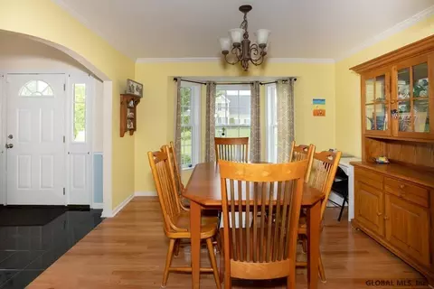 5 Brookhaven Ln, Glenmont, NY 12077 photo 7