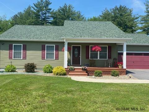 5 Primrose Ln, Argyle, NY 12809 photo 1