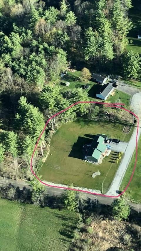 5 Primrose Ln, Argyle, NY 12809 photo 3