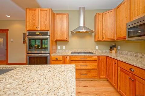 1005 Gideon Trce, Schenectady, NY 12302 photo 16