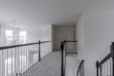305 Danielle Dr, Schenectady, NY 12303 photo 22