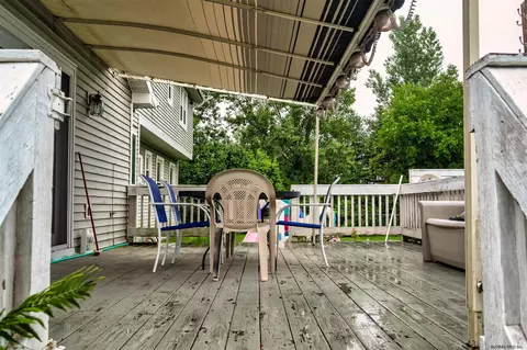 520 Viewpointe Dr, Schenectady, NY 12306 photo 26