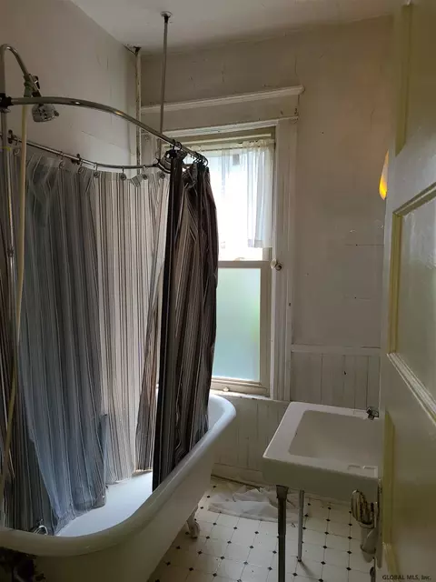 1159 Baker Ave, Schenectady, NY 12309 photo 10