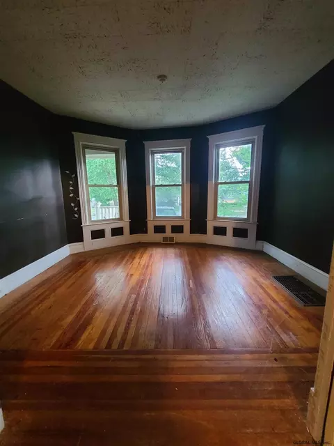 1159 Baker Ave, Schenectady, NY 12309 photo 17