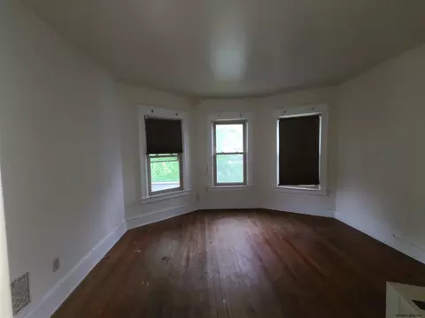 1159 Baker Ave, Schenectady, NY 12309 photo 6