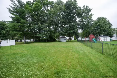 29 Squire Rd, Schenectady, NY 12304 photo 6