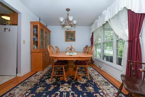 29 Squire Rd, Schenectady, NY 12304 photo 7