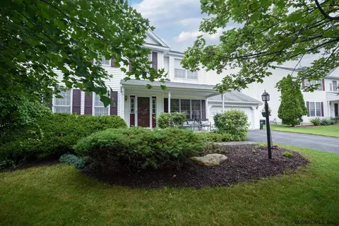 29 Squire Rd, Schenectady, NY 12304 photo 4
