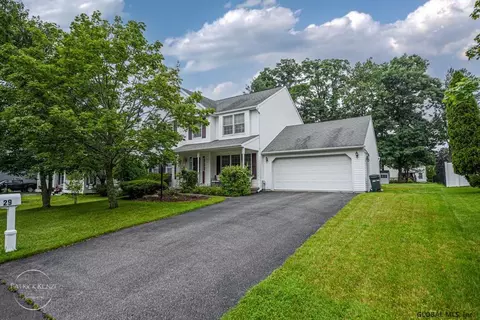 29 Squire Rd, Schenectady, NY 12304 photo 1