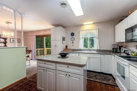 30 Cross St, Kinderhook, NY 12106 photo 8
